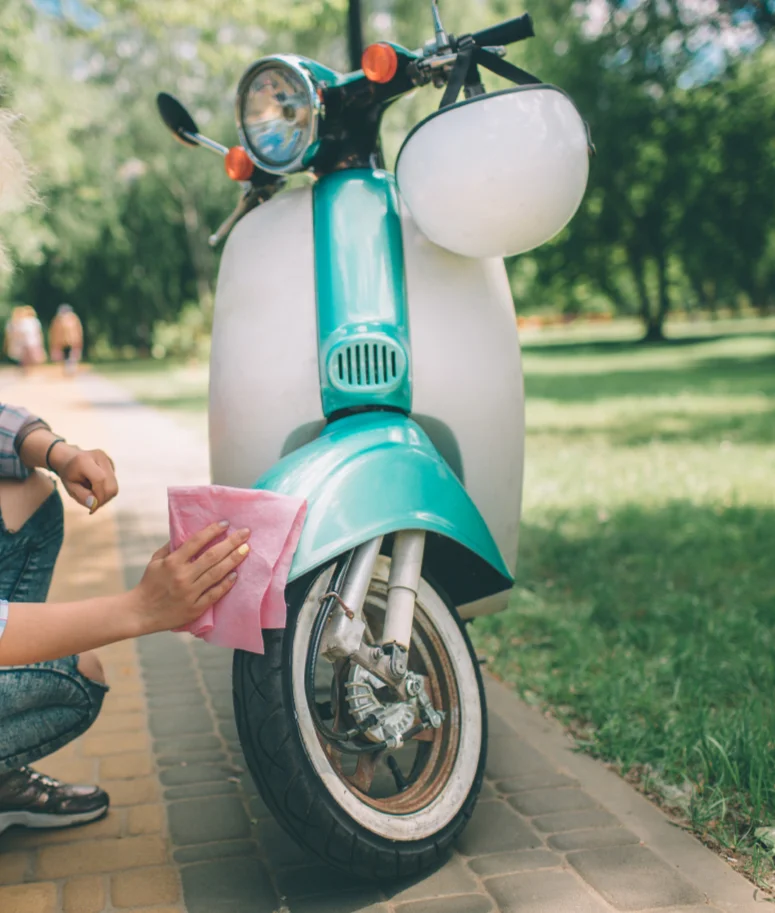2-wheeler Cleaning