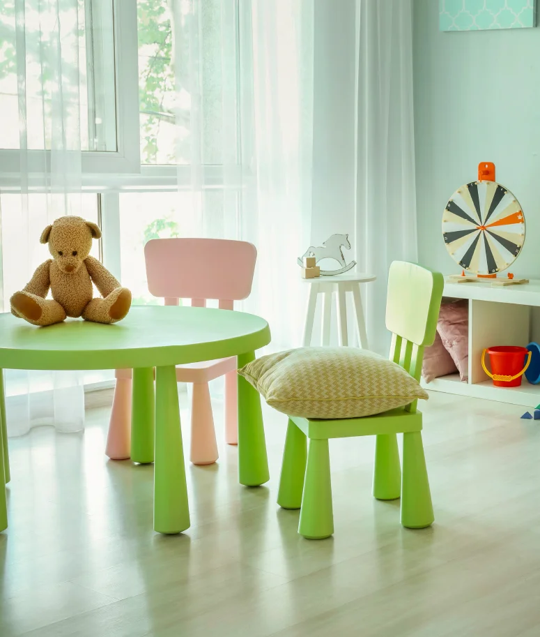 Tables & Chairs